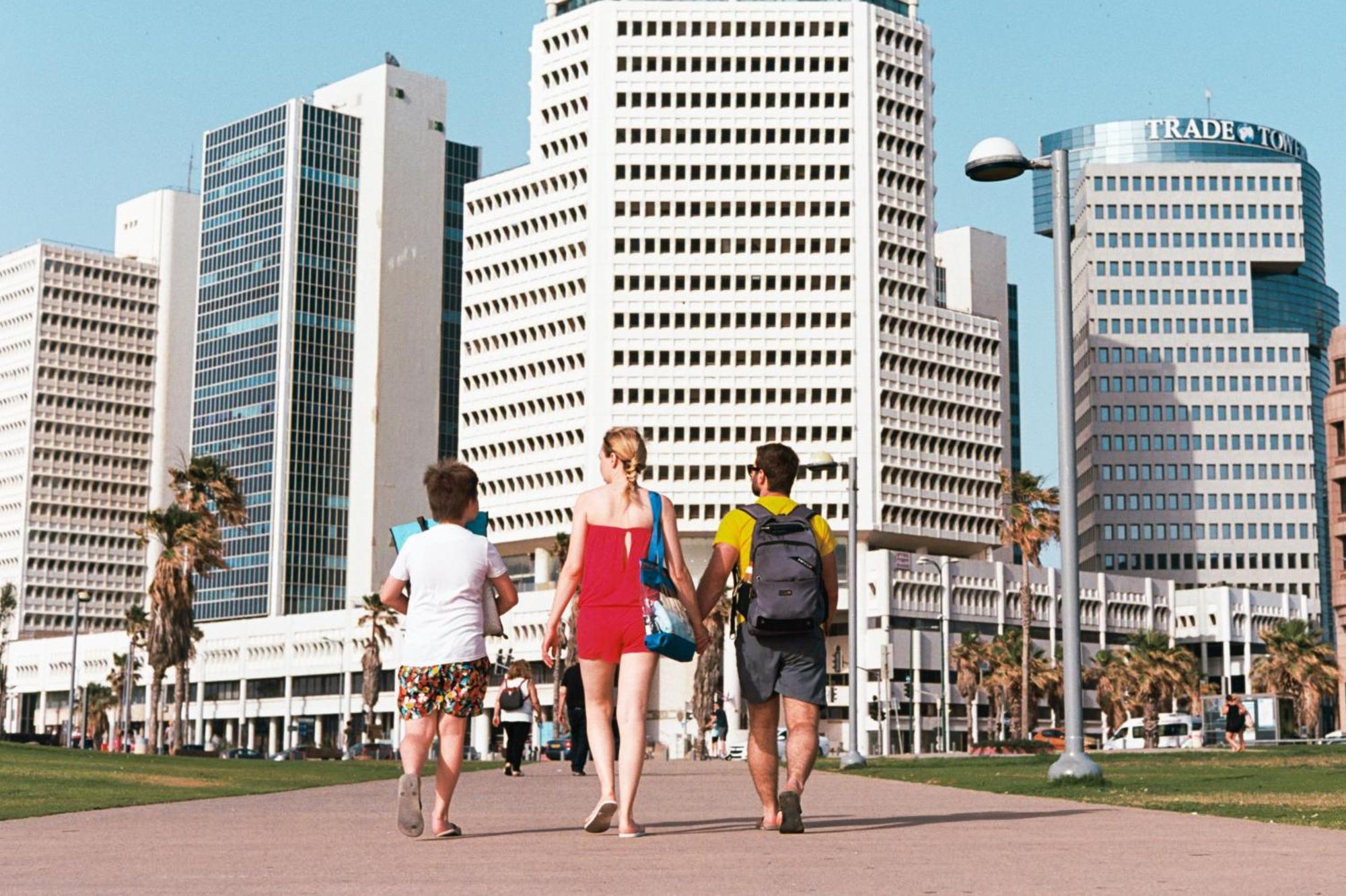 Wom Beach Pod Hotel Tel Aviv Exterior photo