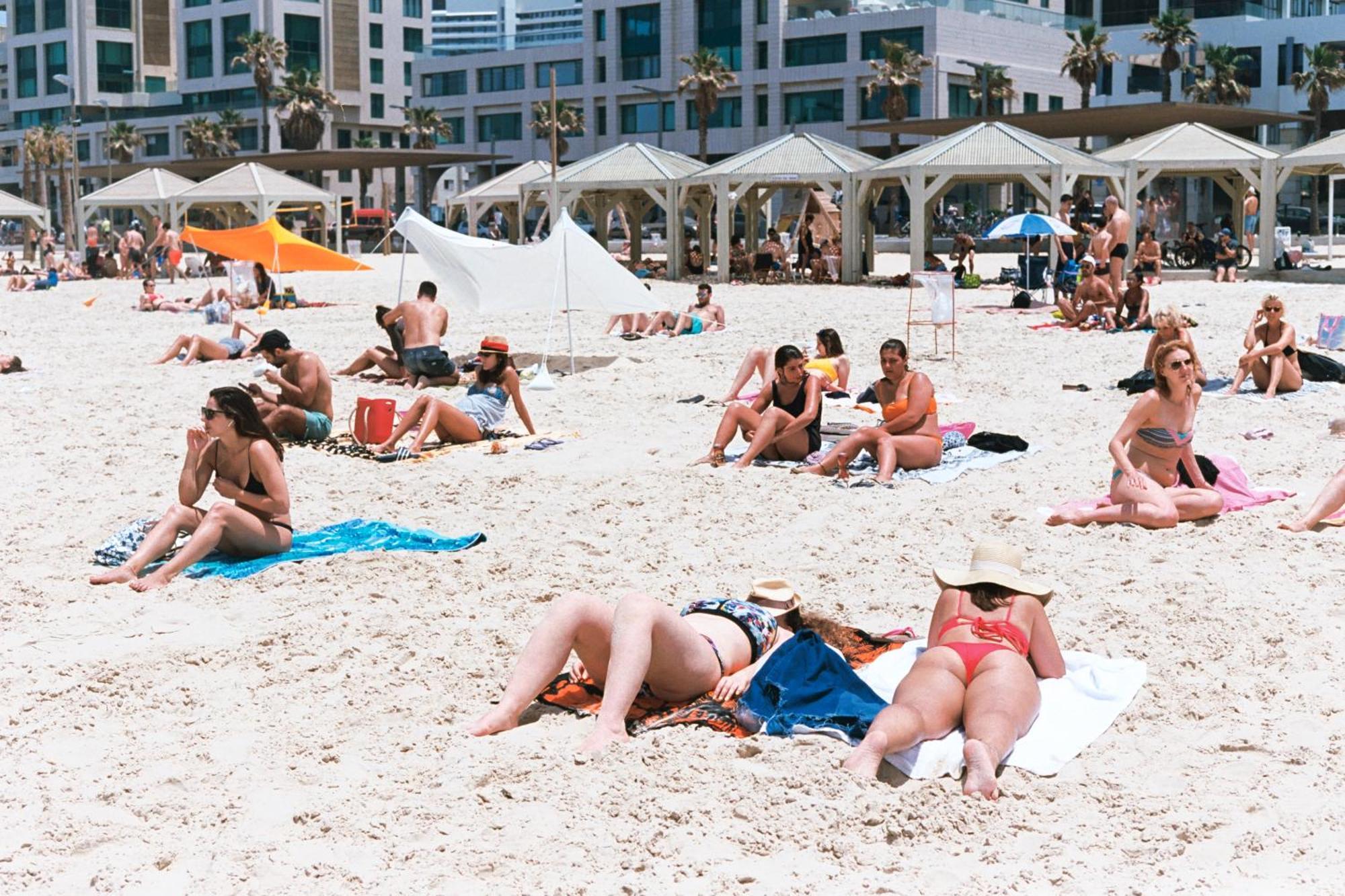 Wom Beach Pod Hotel Tel Aviv Exterior photo